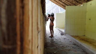 Spionagekamera auf einen spanischen Universitätskollegen