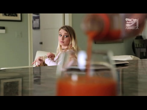 ❤️ Heißes Mädchen mit großen Titten und enger Muschi bekommt Schwanz von Verlierer, aber sehr hart ️❌ Porno fb bei de.xxxbunker.ru ❌️❤